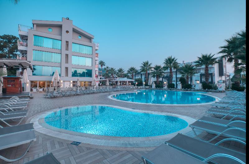 مرمريس Ideal Pearl Hotel - Adult Only المظهر الخارجي الصورة